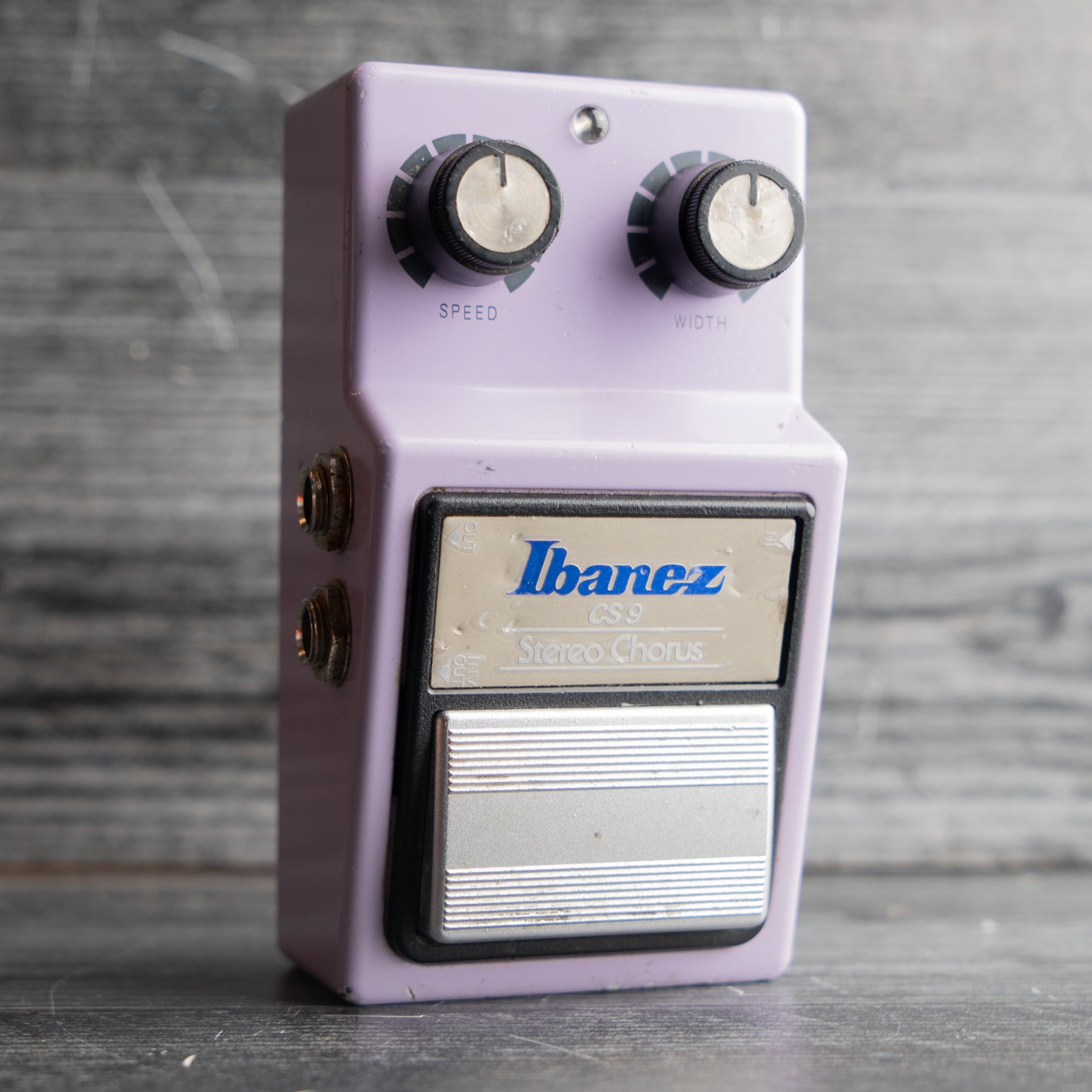 Ibanez deals stereo chorus