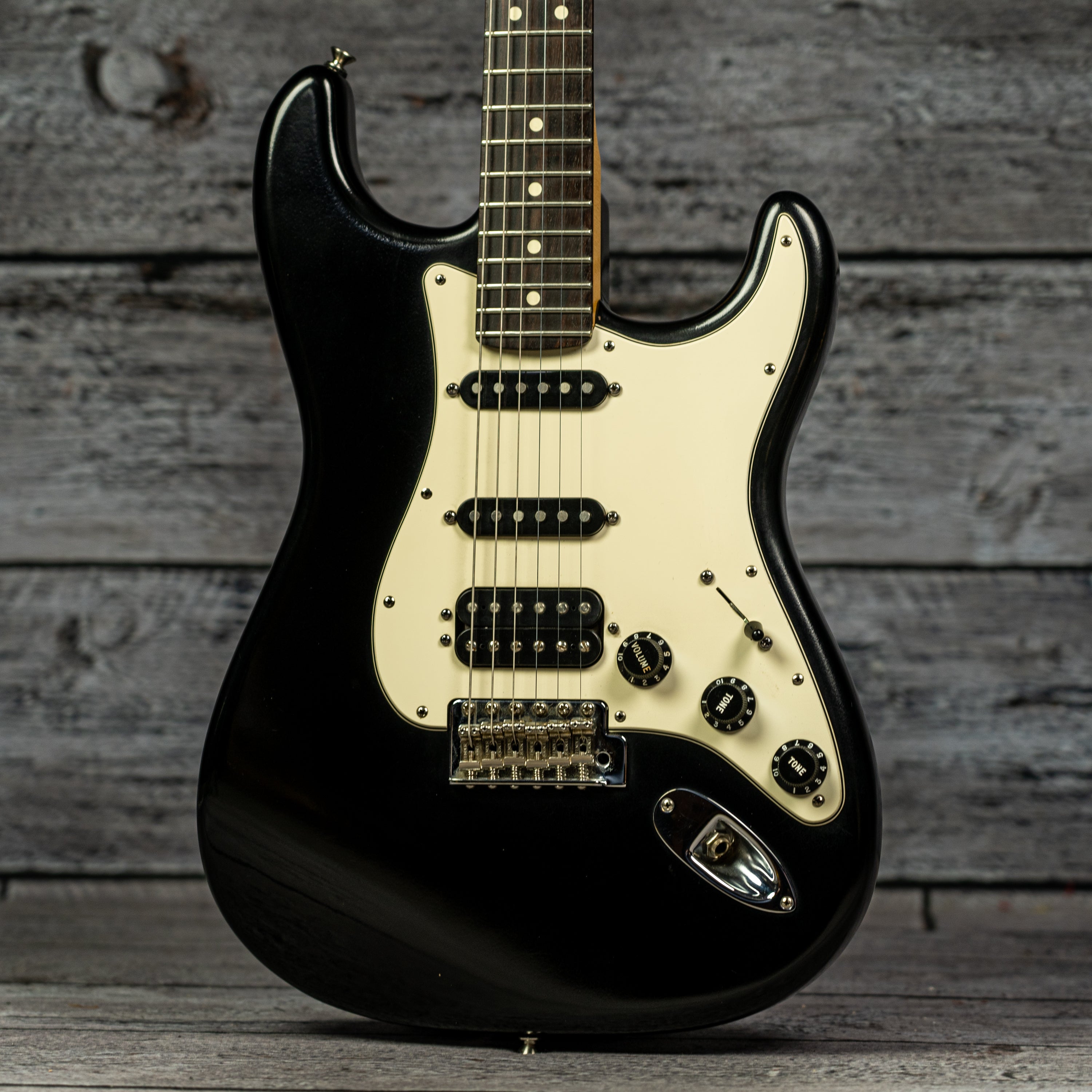 Fender Highway one stratocaster HSS USA製 512870000888000-00-600x600.jpg