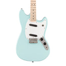 Squier Sonic Mustang - Maple Fingerboard, White Pickguard, Daphne Blue
