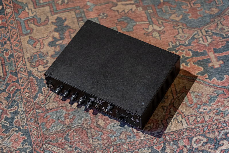 Aguilar AG 700