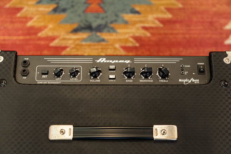 Ampeg RB-115