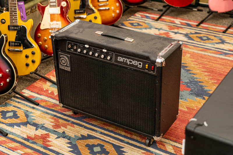 Ampeg V5 Combo