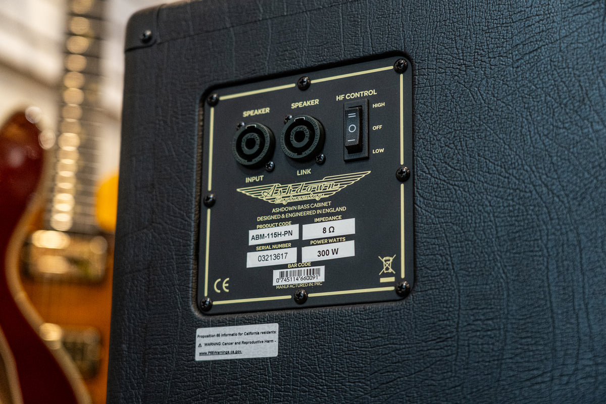 Ashdown ABM-115 ベースキャビネット スピーカーはAmpeg Ashdown ABM-115 (USED)