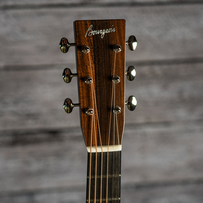 Bourgeois Professional Series Vintage Dreadnought - Satin