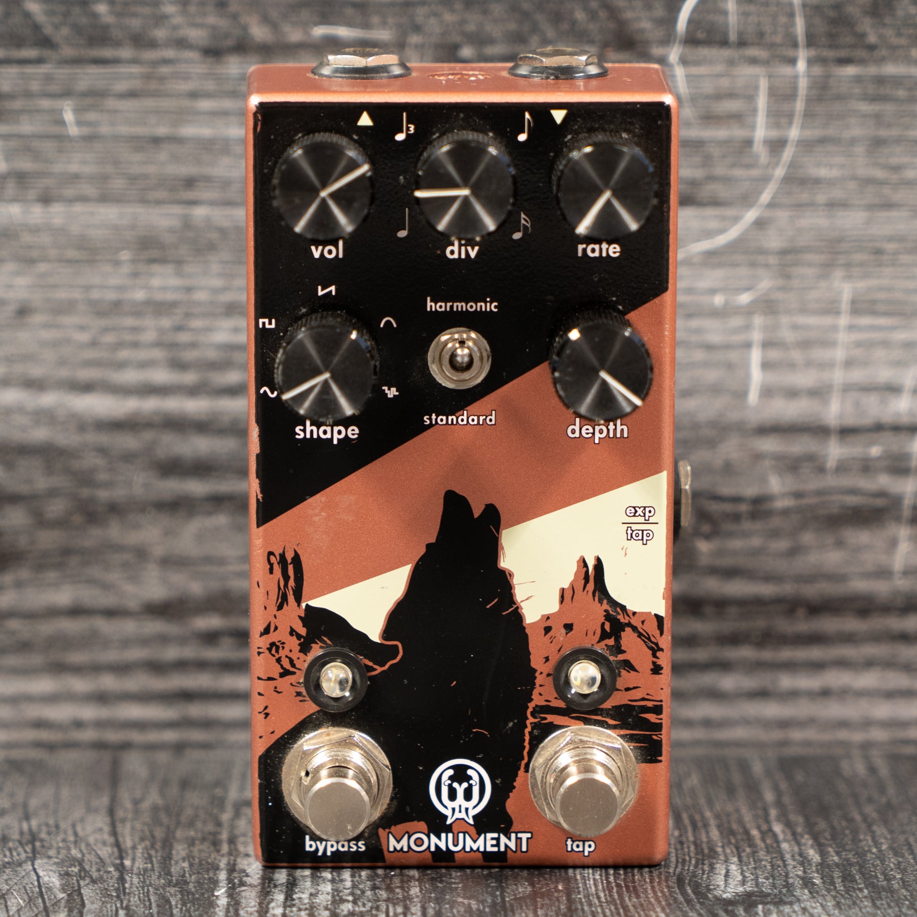 Walrus Audio Monument Harmonic Tap Tremolo V2