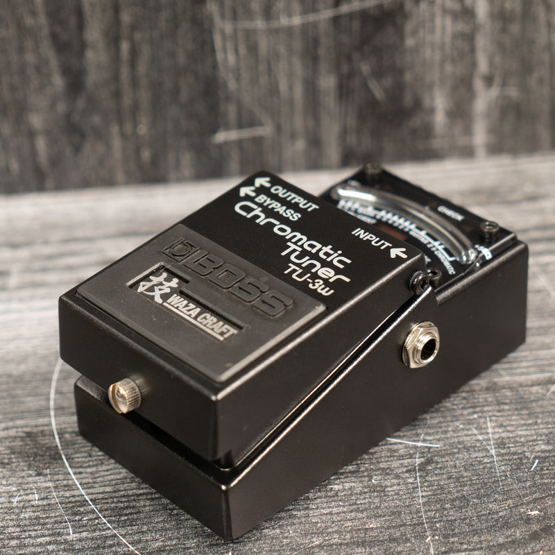 Boss TU-3W Waza Craft Tuning Pedal