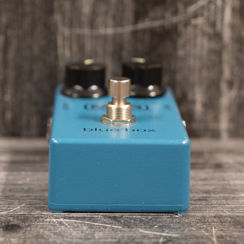 blue box pedal MXR M103 Blue Box Octave Fuzz Pedal