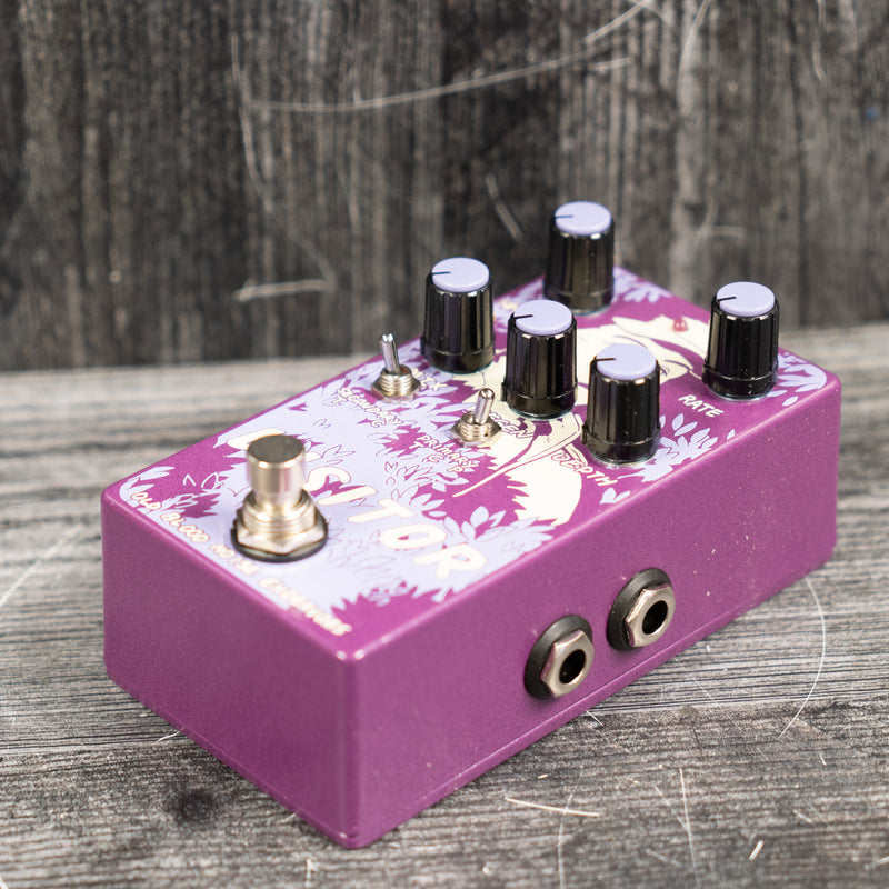 Old Blood Noise Endeavors Visitor Parallel Multi-Modulator