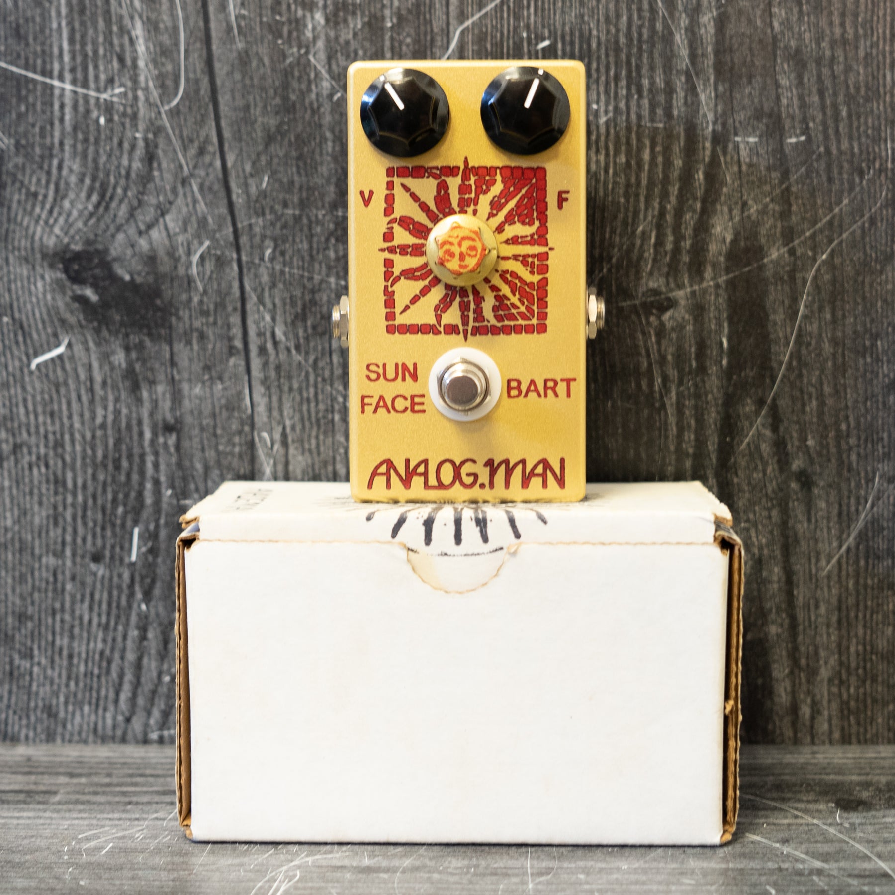 Effects & Pedals | Fuzz Effects & Pedals | Fuzz