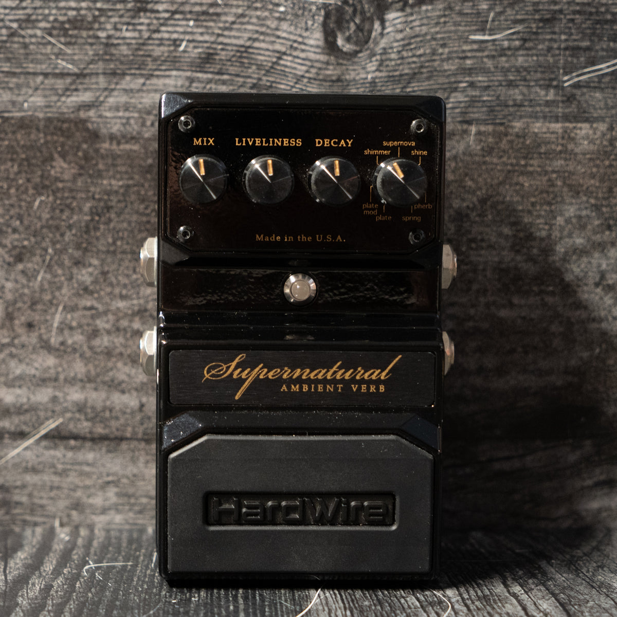 digitech supernatural pedal DigiTech Supernatural Stereo Ambient Reverb Pedal