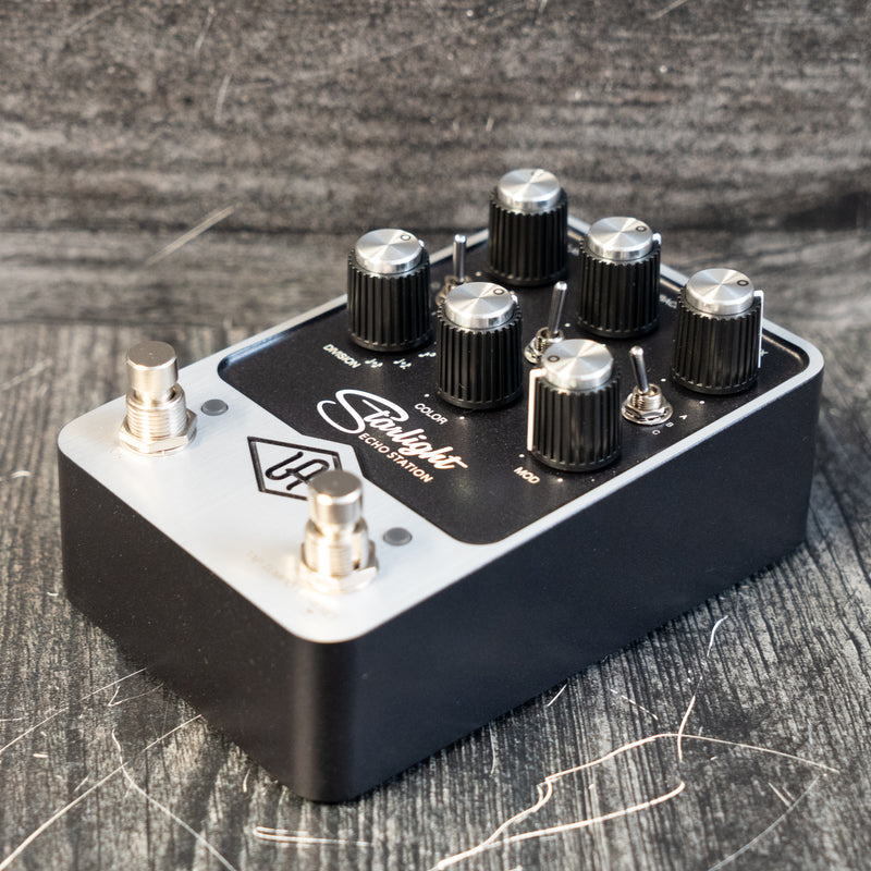 Universal Audio Starlight Echo Station Pedal