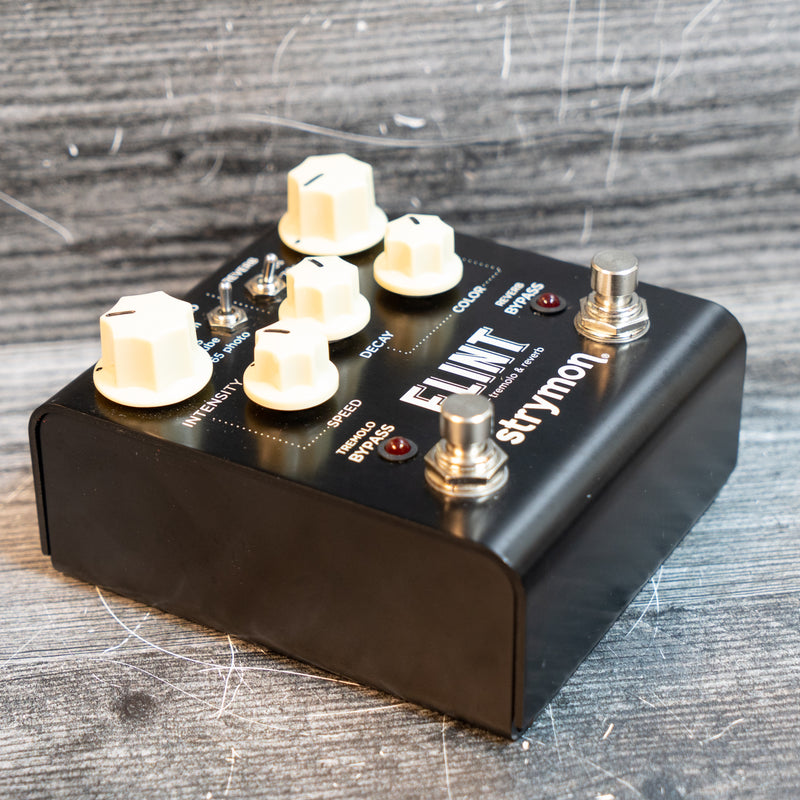 Strymon Flint Reverb and Tremolo V1