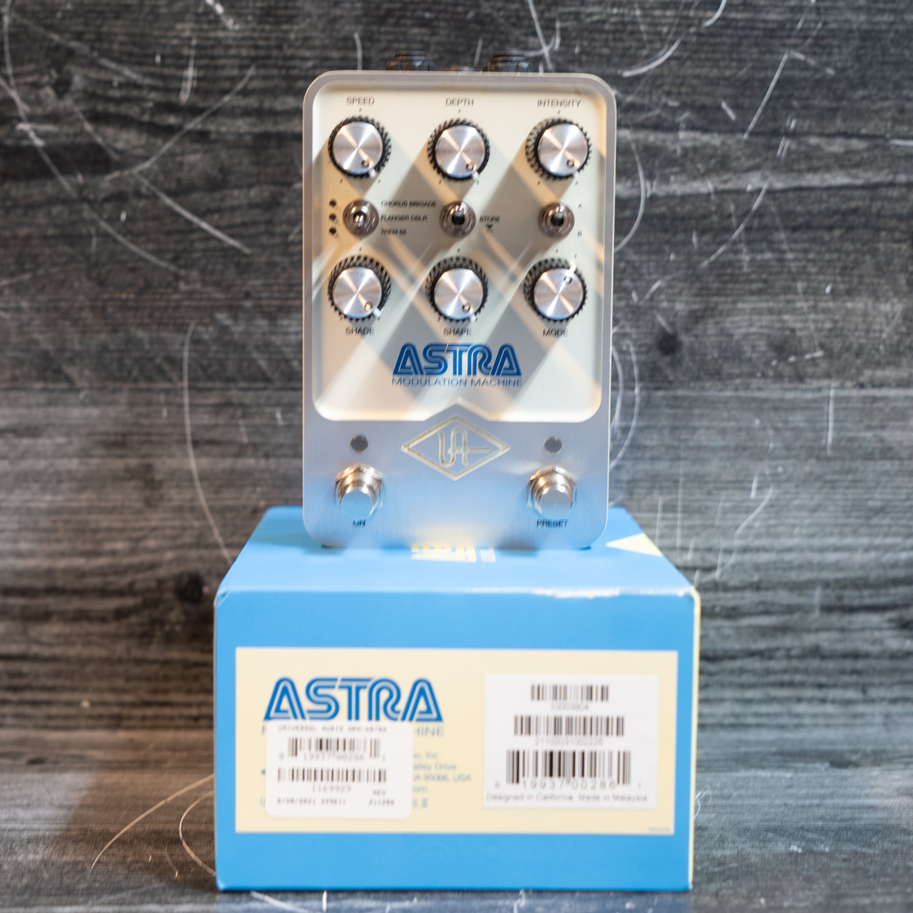 Astra Modulation Machine Universal Audio Astra Modulation Machine