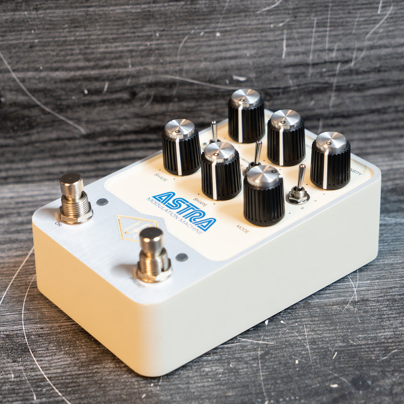 Universal Audio Astra Modulation Machine