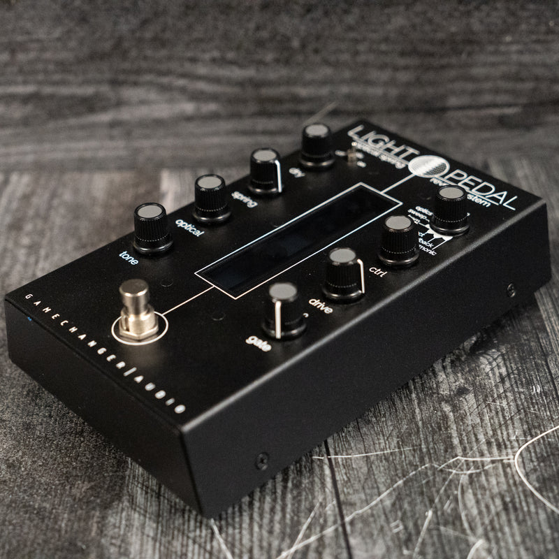 Gamechanger Audio Light Pedal Optical Spring Reverb