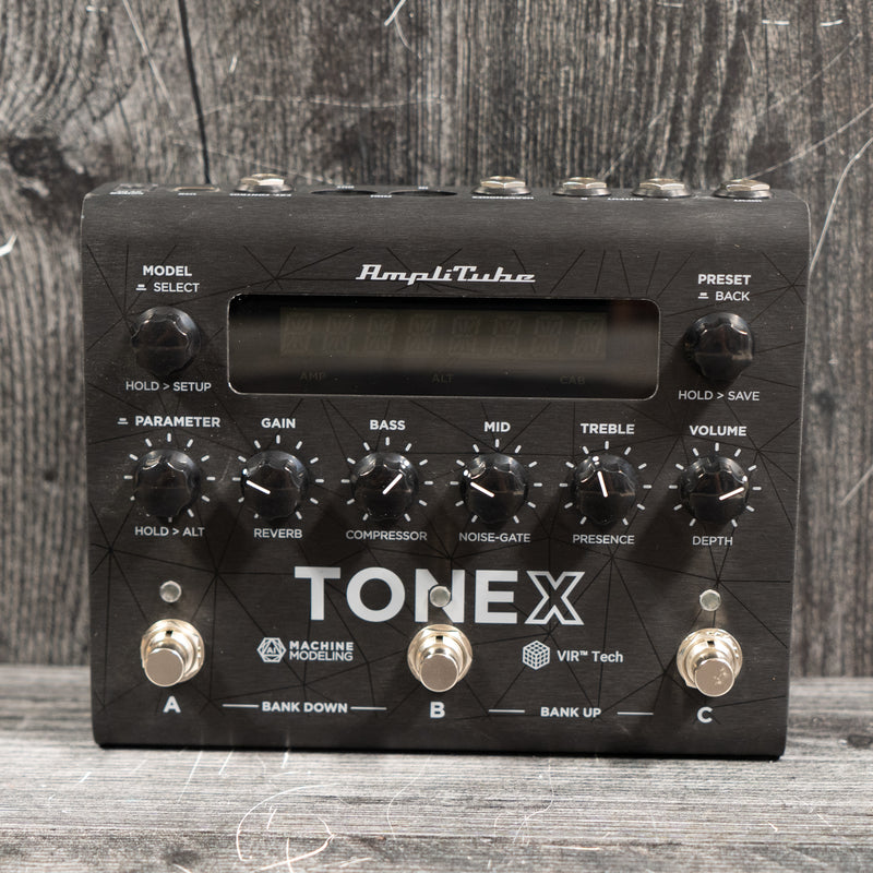 IK Multimedia ToneX Amp Modeling Pedal