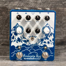 EarthQuaker Devices Avalanche Run Stereo Reverb & Delay with Tap Tempo V2