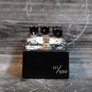 Walrus Audio Julia Chorus / Vibrato V2 - Black and White