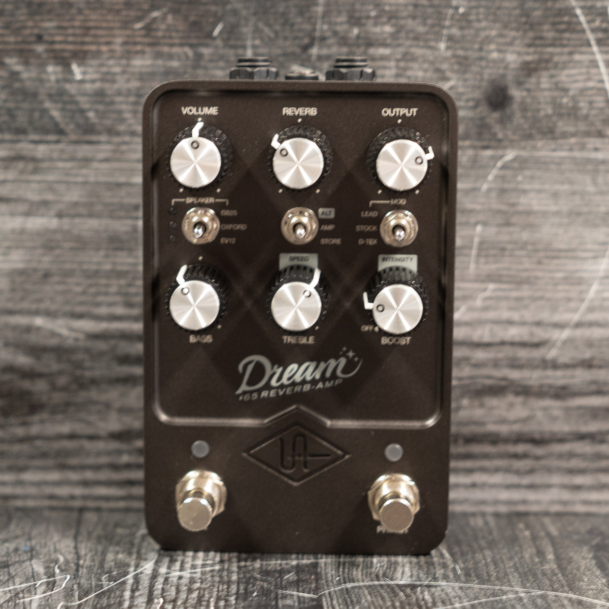 UAFX Dream ’65 Reverb Amplifier Universal Audio Dream '65 Reverb Amplifier - Professional