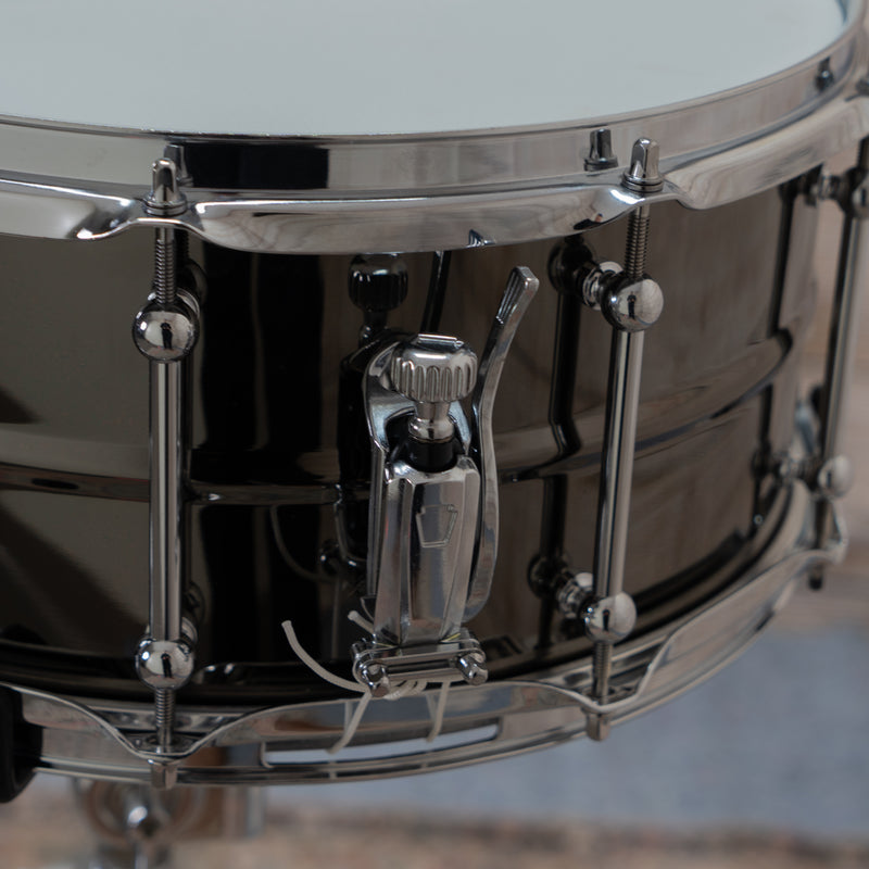 Ludwig Universal Snare - 14x6.5"