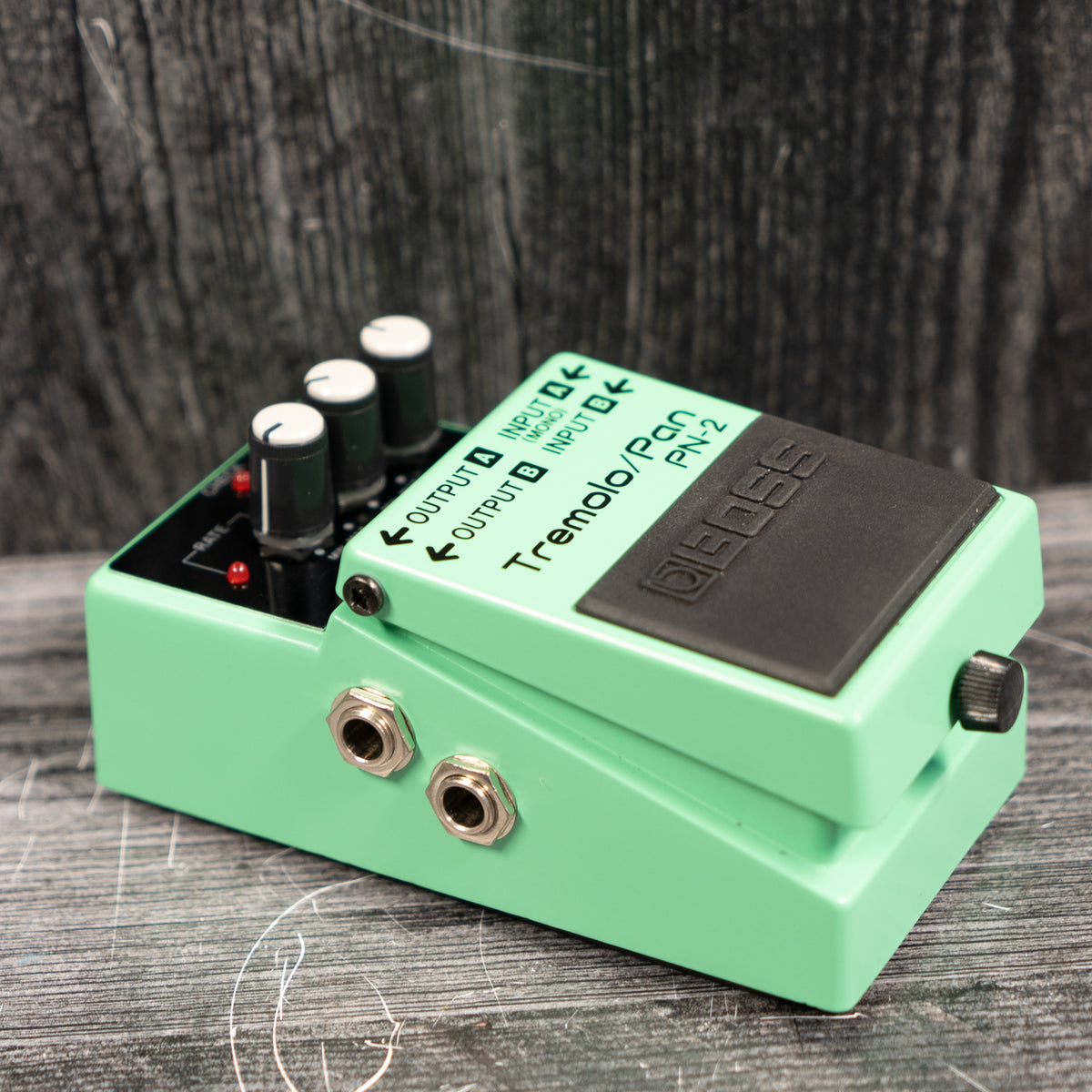 Boss PN-2 Tremolo/Pan