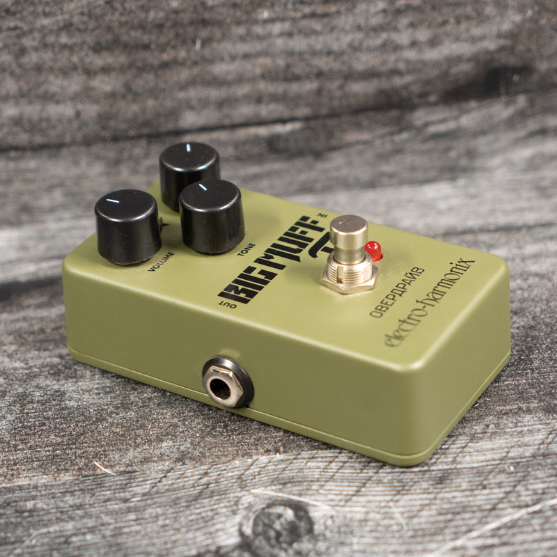 Electro-Harmonix Green Russian Big Muff Distortion/Sustainer Reissue