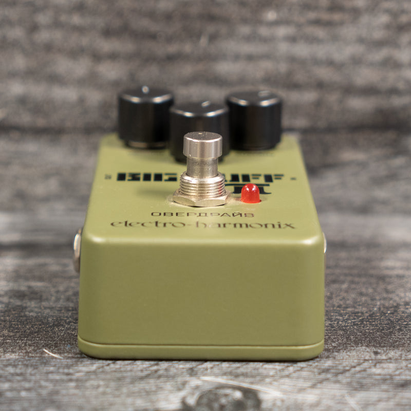 Electro-Harmonix Green Russian Big Muff Distortion/Sustainer Reissue