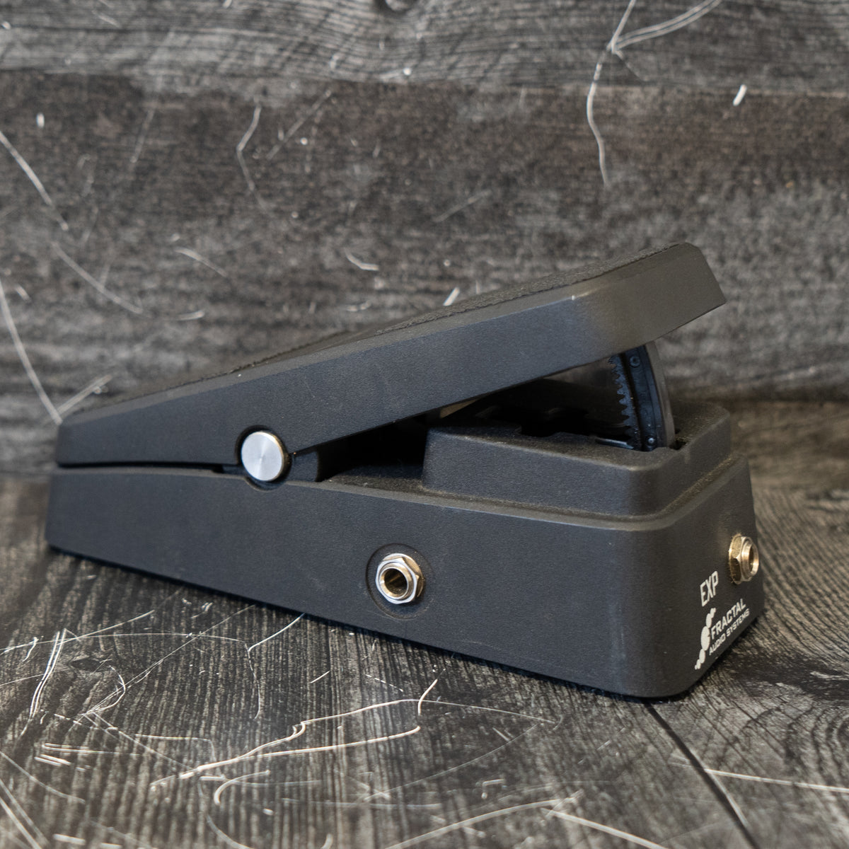 fractal expression pedal Fractal EV-2 Expression/Volume Pedal