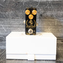 Decibelics Golden Horse