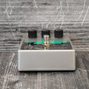 Electro-Harmonix Walking On The Moon Andy Summers Signature Flanger / Filter Matrix