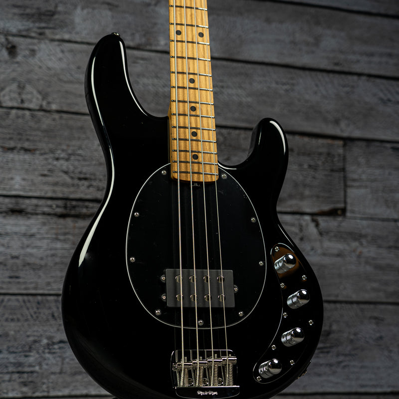 Ernie Ball Music Man StingRay Special - Black, Roasted Maple Fingerboard