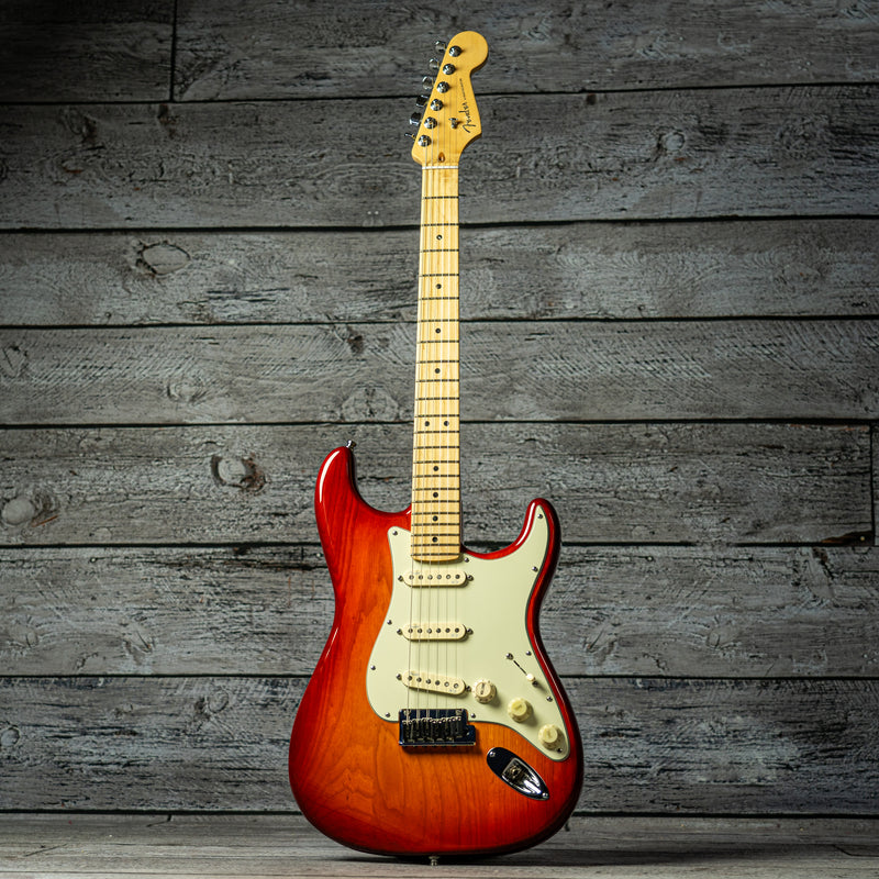 Fender American Deluxe Stratocaster