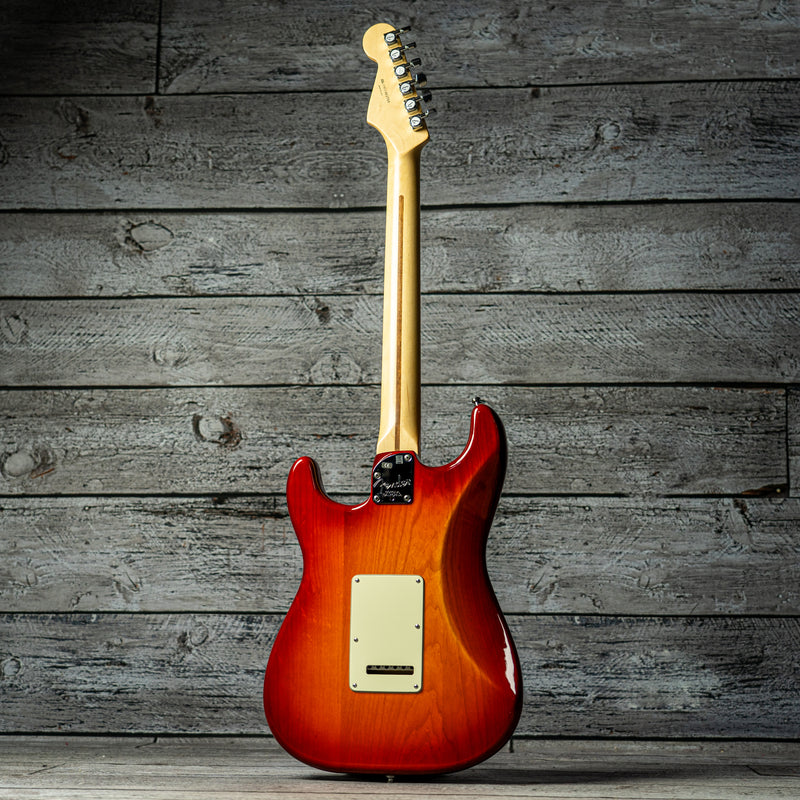 Fender American Deluxe Stratocaster