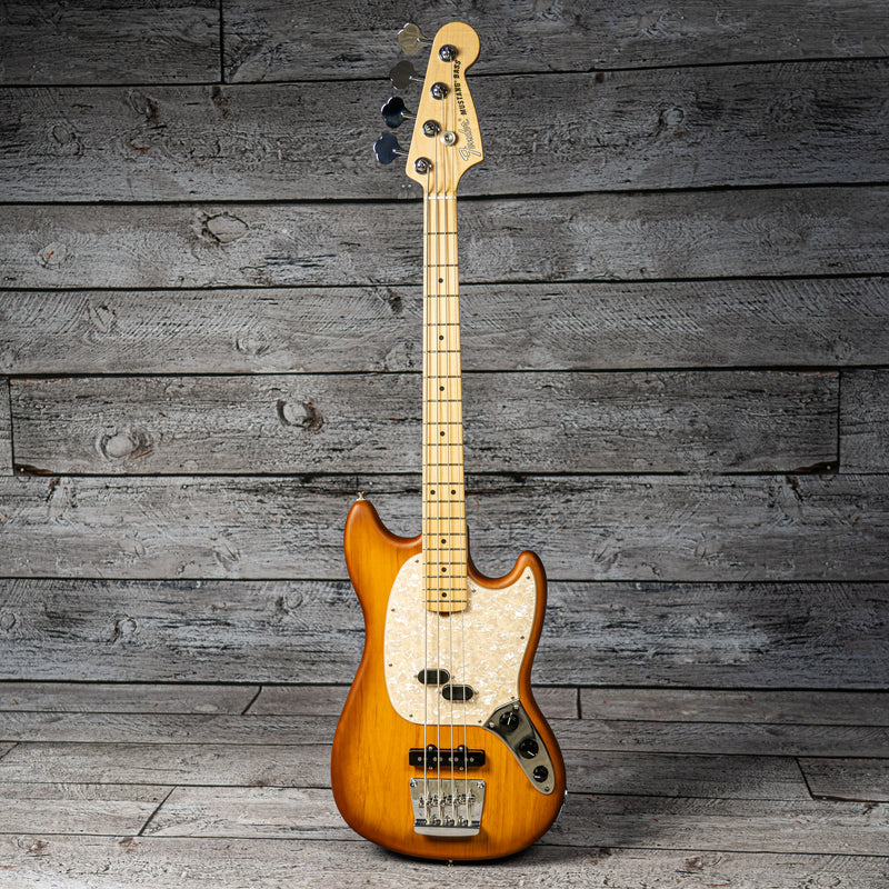 Fender American Performer Mustang Bass