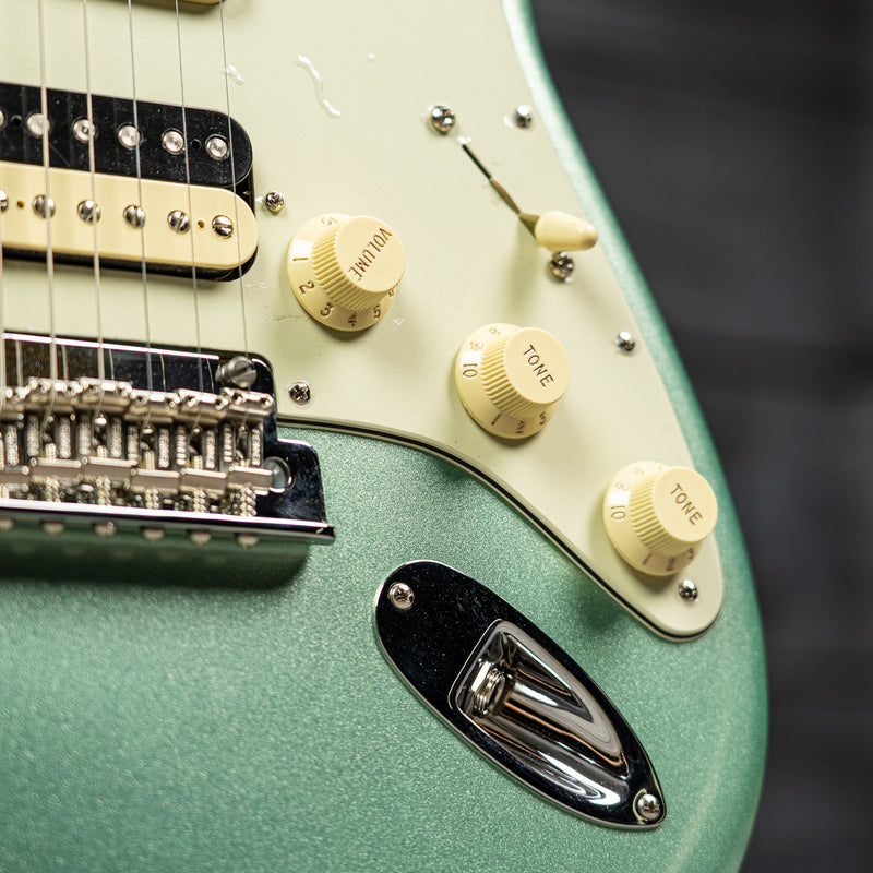 Fender American Professional II Stratocaster HSS - Mystic Surf Green