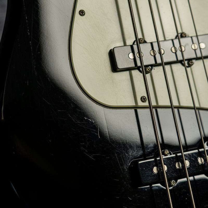 Fender American Professional Jazz Bass