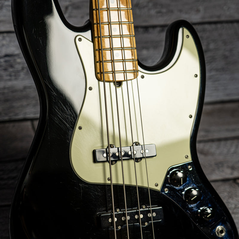 Fender American Professional Jazz Bass