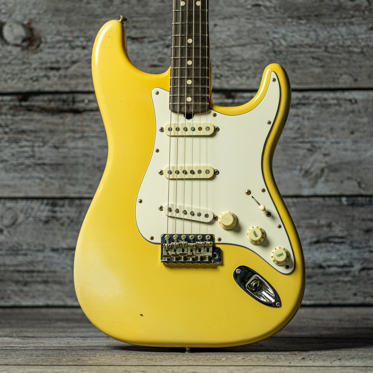 1983年 American Vintage '62 Reissue Stratocaster Fender USA フラートン工場期 フェンダー ストラトキャスター 中古 1983 Fender Stratocaster American Vintage 62 Reissue vintage white