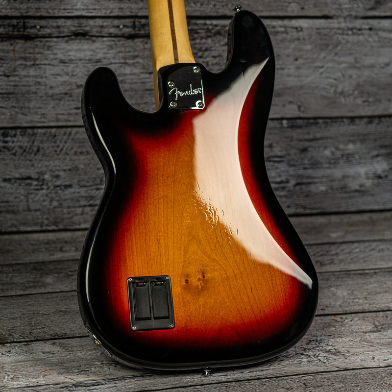 Fender Deluxe Active Precision Bass Special