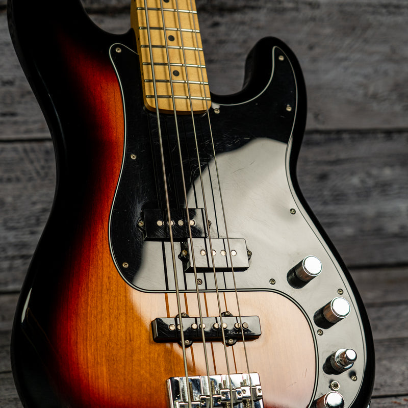 Fender Deluxe Active Precision Bass Special