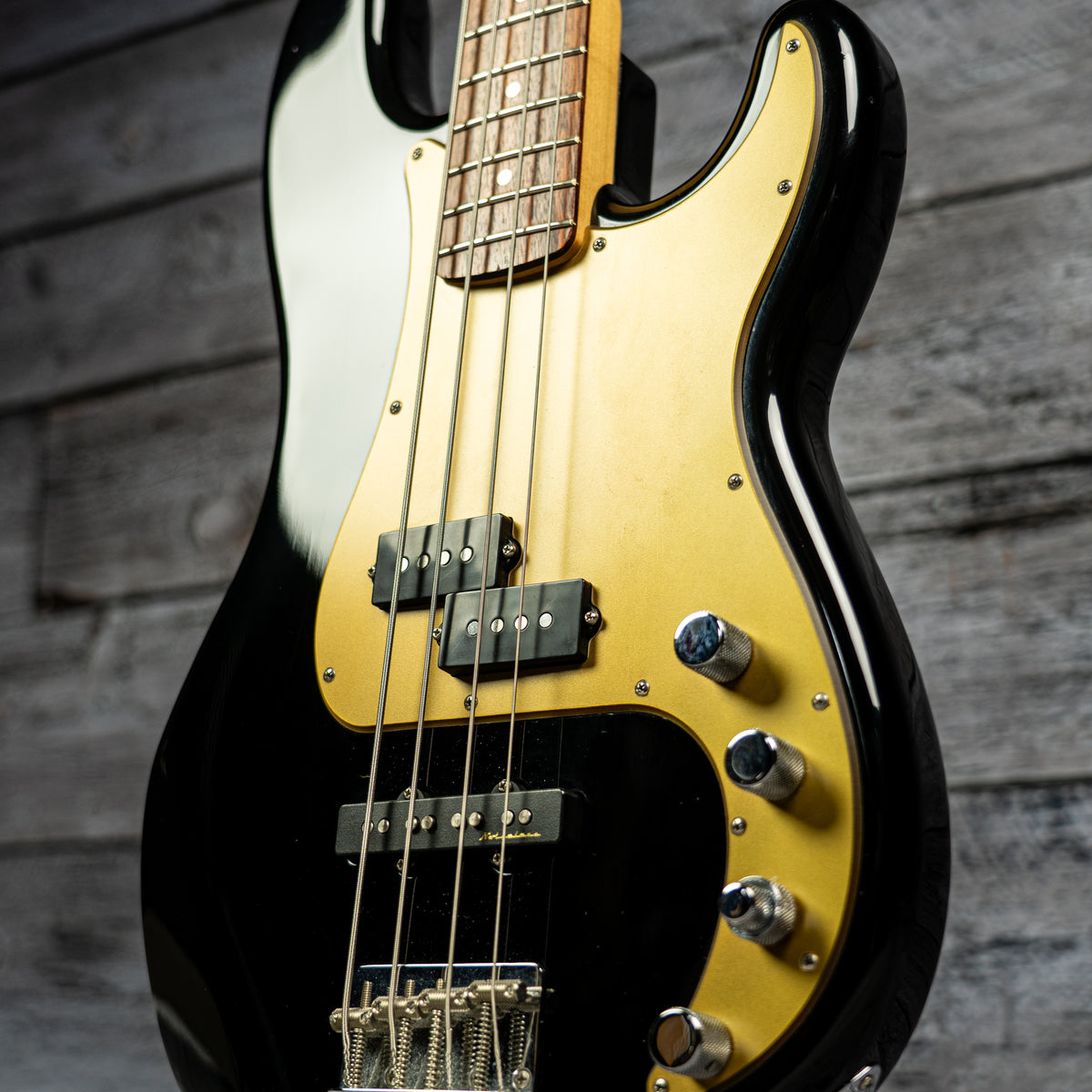 Fender Deluxe Active Precision Bass Special (USED)
