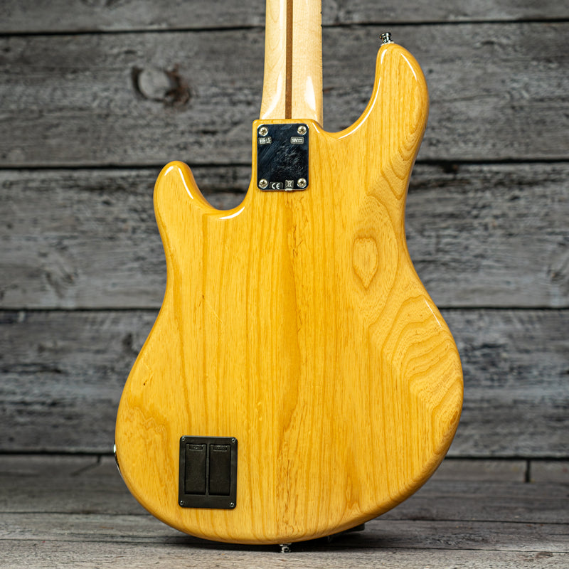 Fender Deluxe Dimension Bass