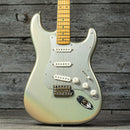 Fender H.E.R. Stratocaster - Maple Fingerboard, Chrome Glow