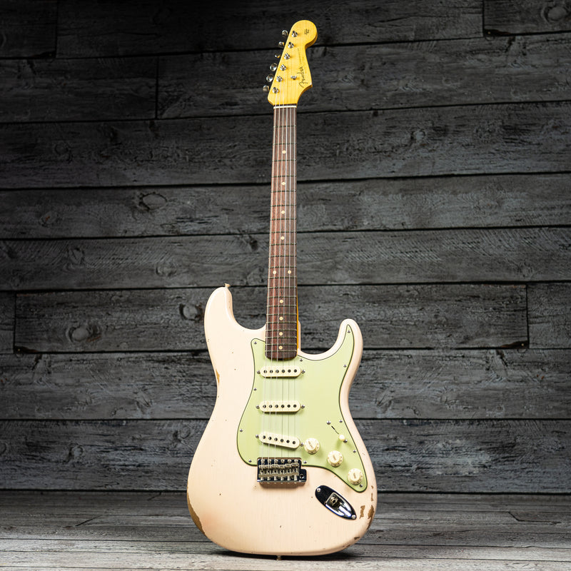 Fender Custom Shop Late 1962 Stratocaster Relic with Closet Classic Hardware - Super Faded Aged Shell Pink