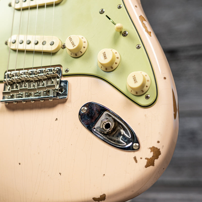 Fender Custom Shop Late 1962 Stratocaster Relic with Closet Classic Hardware - Super Faded Aged Shell Pink