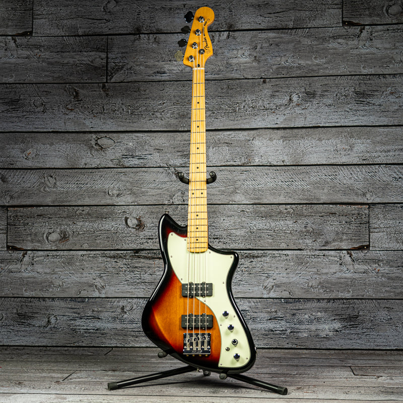 Fender Player Plus Active Meteora Bass - Maple Fingerboard, 3-Color Sunburst