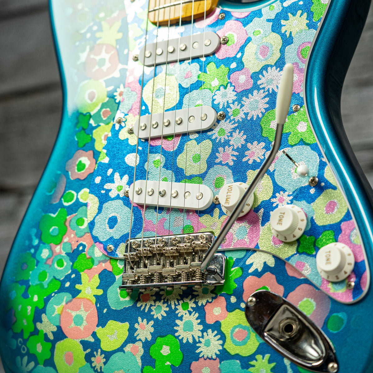エレキギター ブルーフラワー すかせ Fender Stratocaster