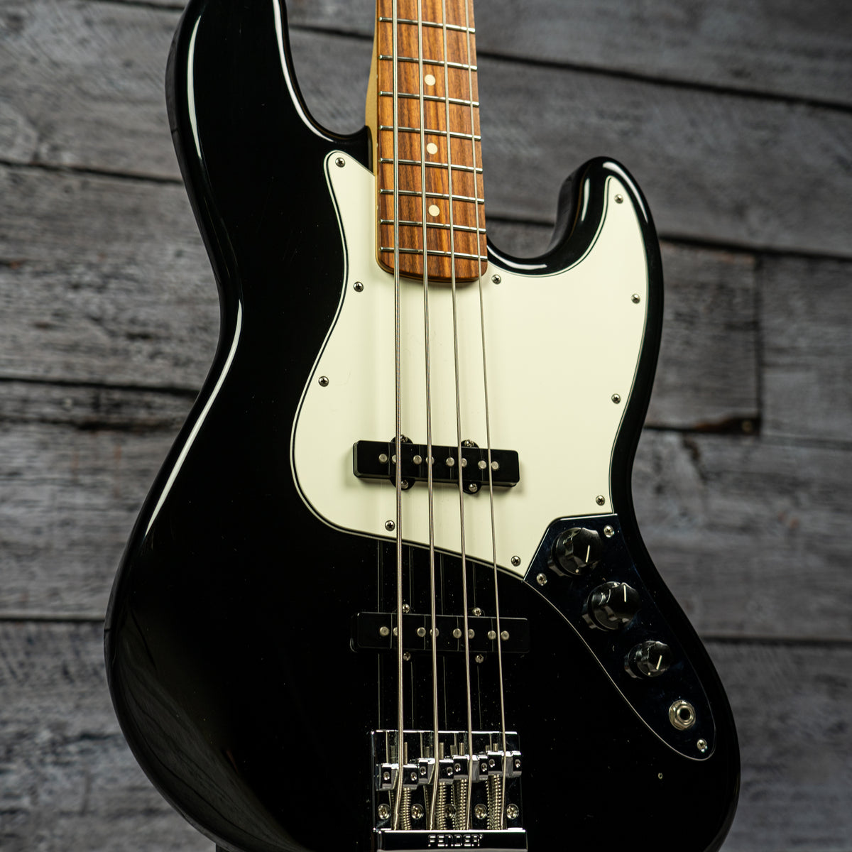 Fender Standard Jazz Bass (USED)