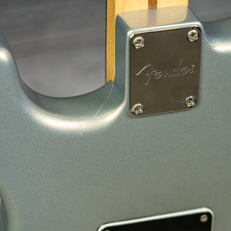 Fender Standard Stratocaster HH