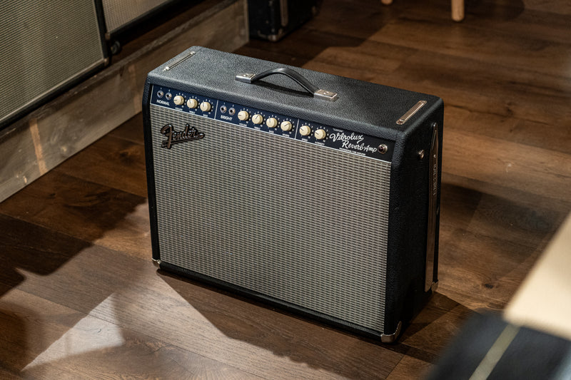 Fender Custom Vibrolux Reverb Amp